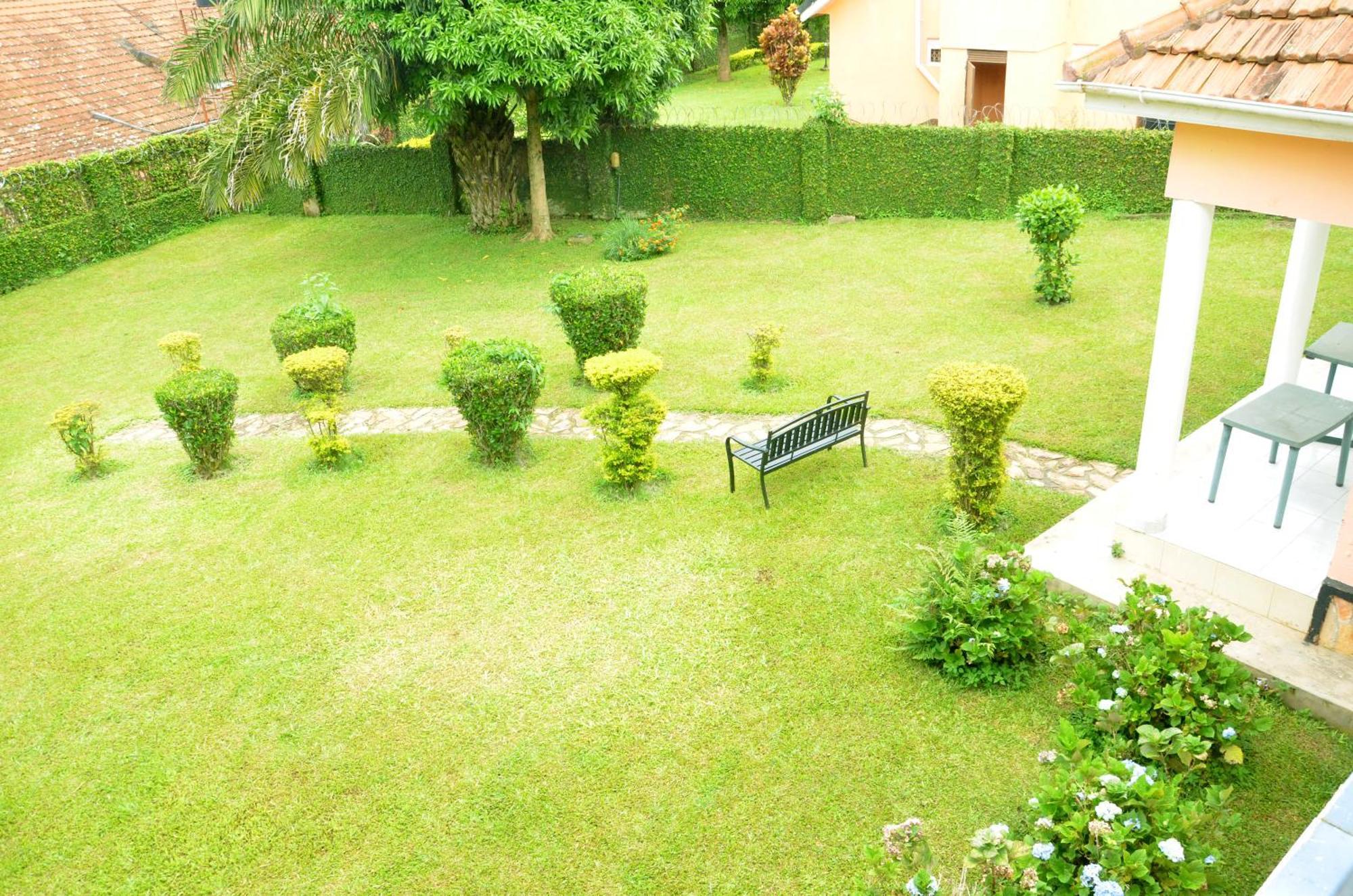 Corinya Serviced Apartments Entebbe Quarto foto